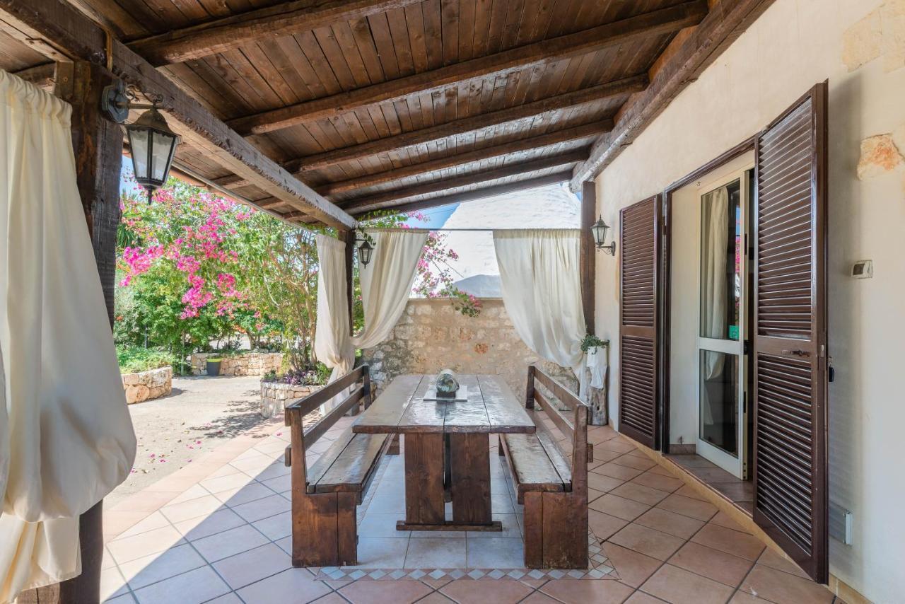 Il Trullo Di Martino Villa ออสตูนี ภายนอก รูปภาพ
