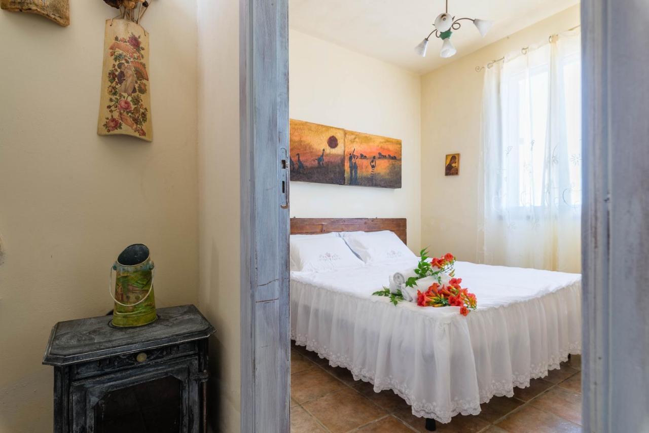 Il Trullo Di Martino Villa ออสตูนี ภายนอก รูปภาพ